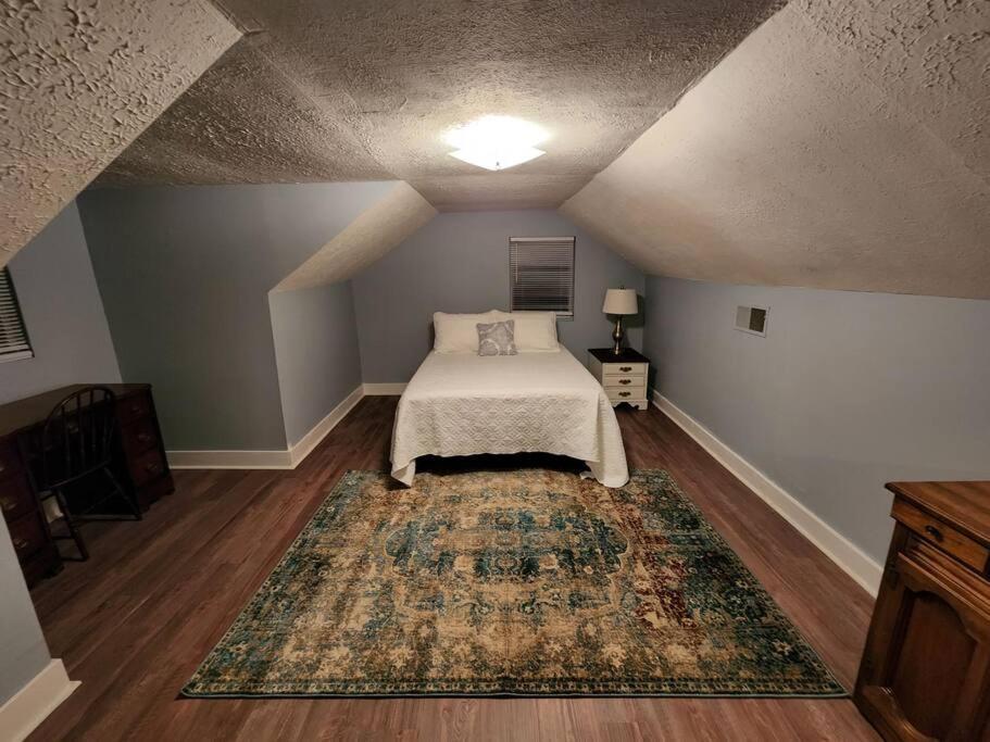 Spacious Family Farmhouse Pikeville ภายนอก รูปภาพ