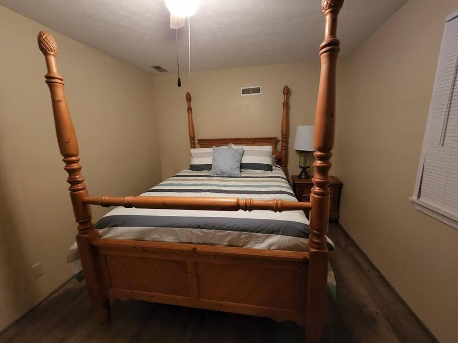 Spacious Family Farmhouse Pikeville ภายนอก รูปภาพ